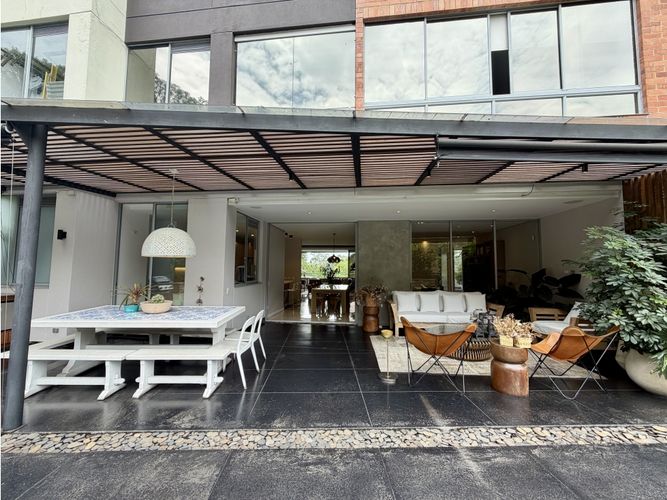Apartamento de 3 alcobas en venta en Los Balsos, Medellín, 270 m² · foto 16 de 22