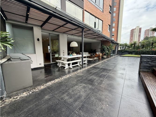 Apartamento de 3 alcobas en venta en Los Balsos, Medellín, 270 m² · foto 18 de 22