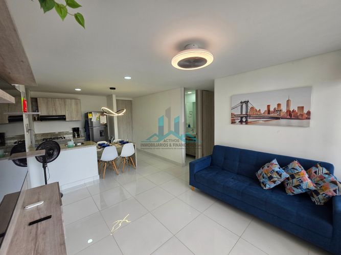 Apartamento de 3 alcobas en venta en Ricaurte, 75 m² · foto 2 de 18