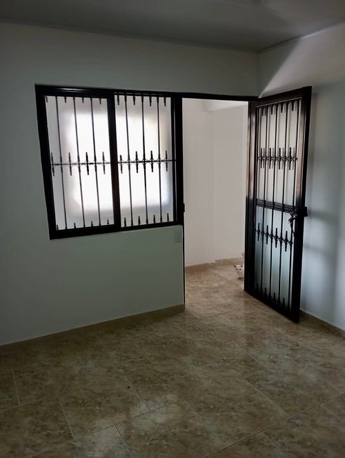 Apartaestudio en arriendo en Departamental, Cali, 30 m² · foto 7 de 8