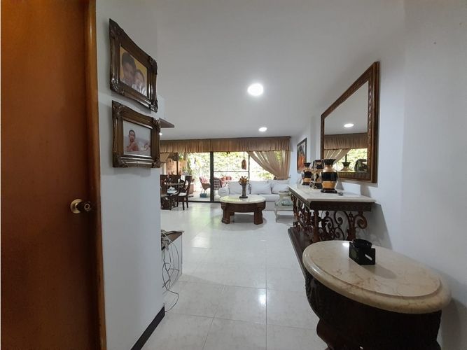 Casa de 4 alcobas en venta en Mesa, Envigado, 161 m² · foto 3 de 11