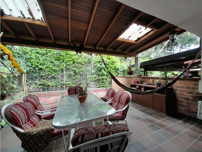 Casa de 4 alcobas en venta en Mesa, Envigado, 161 m² · foto 5 de 11