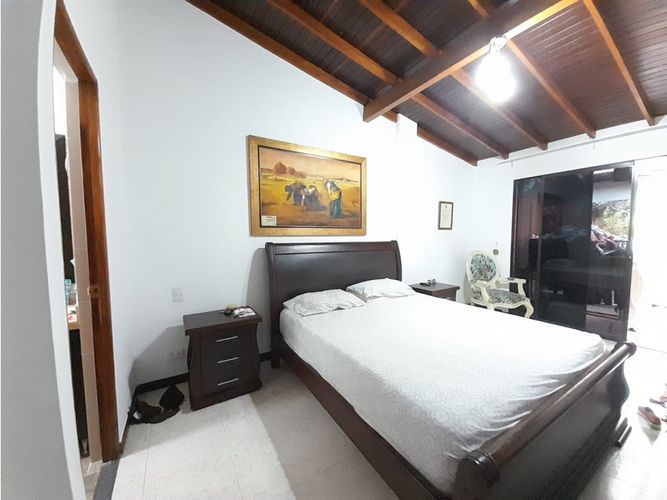 Casa de 4 alcobas en venta en Mesa, Envigado, 161 m² · foto 7 de 11