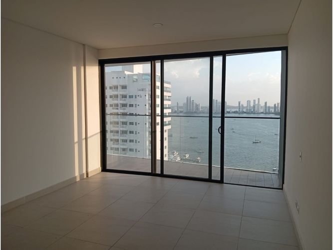 Apartamento en arriendo en Manga, Cartagena · foto 2 de 24