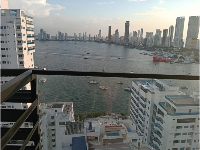 Apartamento en arriendo en Manga, Cartagena · foto 8 de 24