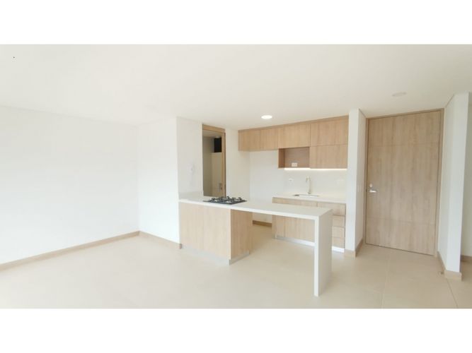 Apartamento de 3 alcobas en arriendo en Lorena, Medellín, 90 m² · foto 1 de 20
