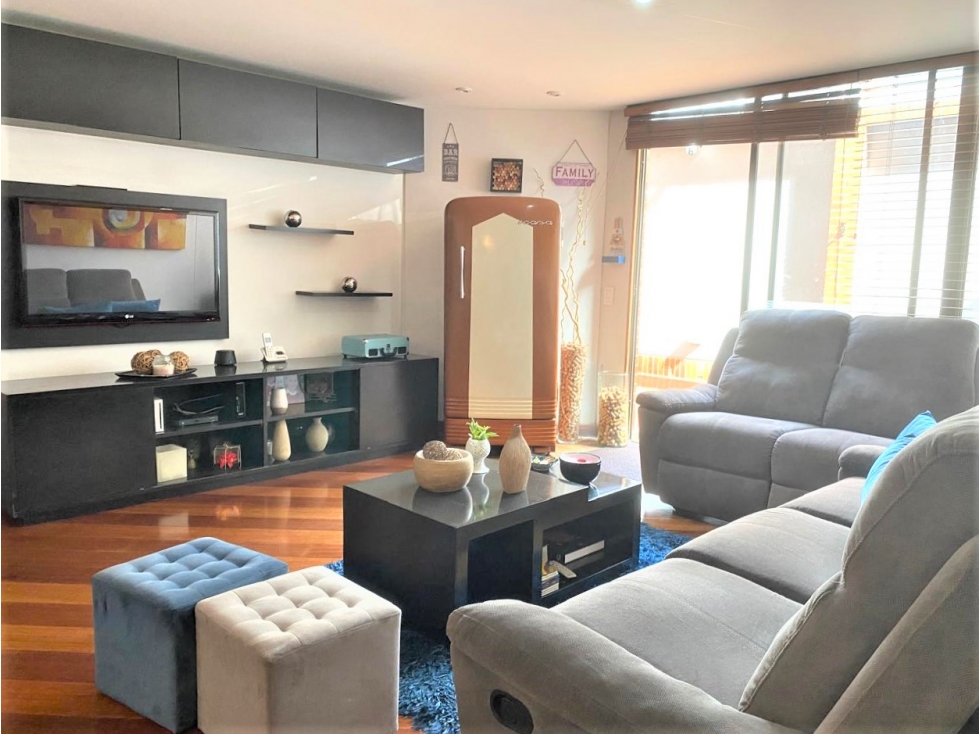 Apartamento en venta en Puente Largo, Bogotá · foto 2 de 24