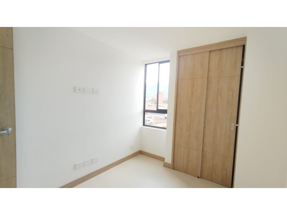 Apartamento en arriendo en Laureles, Medellín · foto 15 de 20