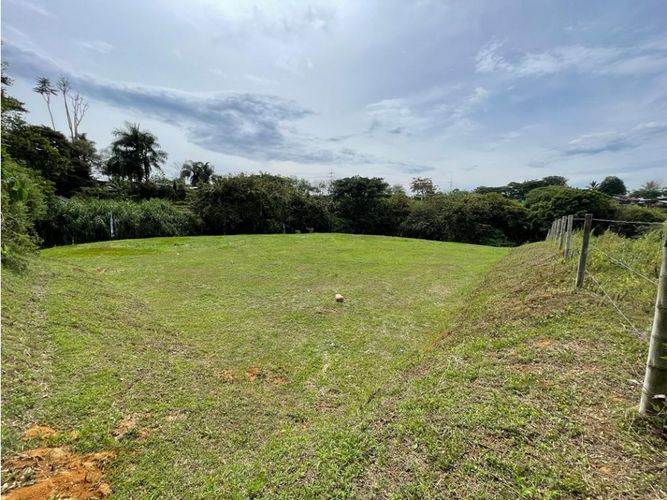 Lote en venta en Cerritos, Pereira, 2600 m² · foto 2 de 11