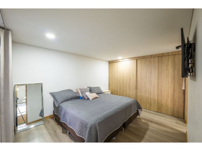 Apartamento en venta en El Poblado, Medellín · foto 9 de 24
