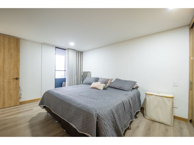 Apartamento en venta en El Poblado, Medellín · foto 10 de 24