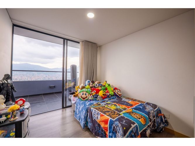Apartamento en venta en El Poblado, Medellín · foto 11 de 24