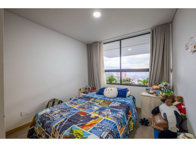 Apartamento en venta en El Poblado, Medellín · foto 12 de 24