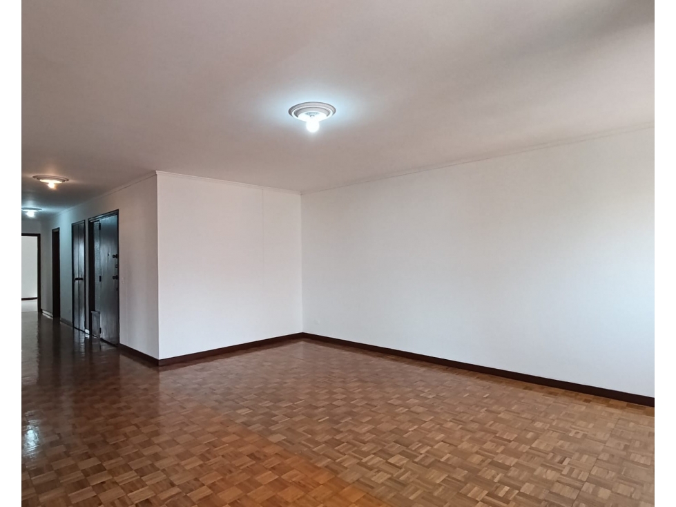 Apartamento en venta en Villa Nueva, Medellín · foto 6 de 18