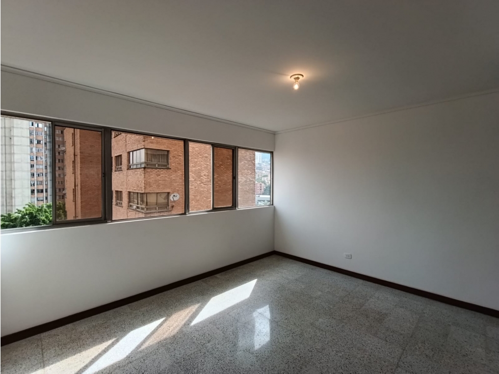 Apartamento en venta en Villa Nueva, Medellín · foto 9 de 18