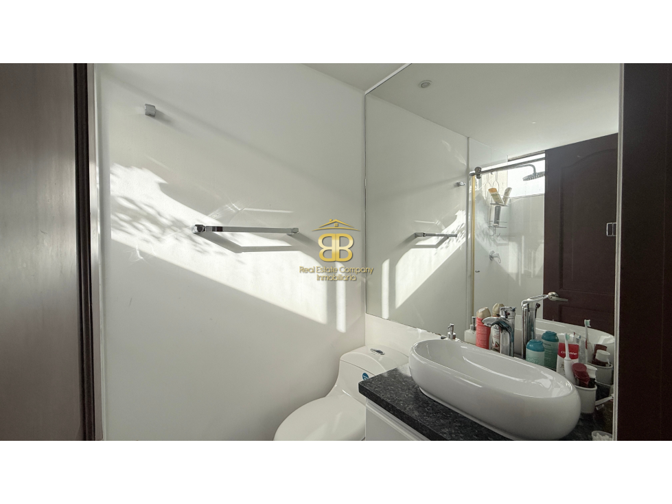 Apartamento en venta en Chicó Navarra, Bogotá · foto 18 de 24