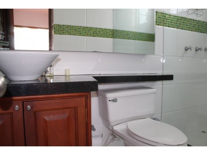 Casa de 3 alcobas en venta en Cerros De Suba, Bogotá, 266 m² · foto 16 de 23