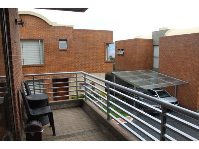 Casa de 3 alcobas en venta en Cerros De Suba, Bogotá, 266 m² · foto 22 de 23
