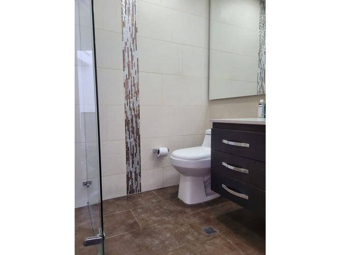 Casa de 4 alcobas en venta en Sotileza, Bogotá, 265 m² · foto 16 de 24