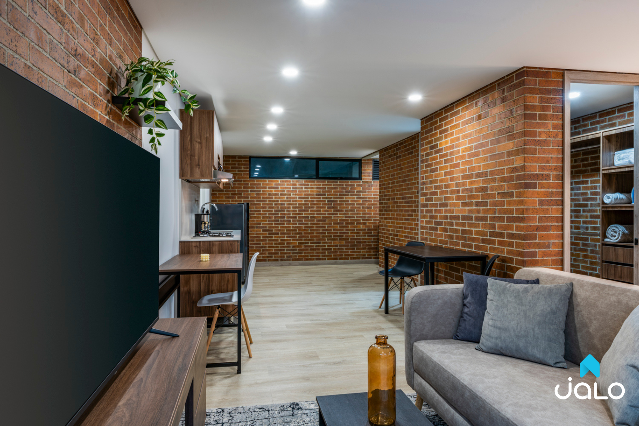 Apartamento en arriendo en Laureles, Medellín · foto 2 de 13