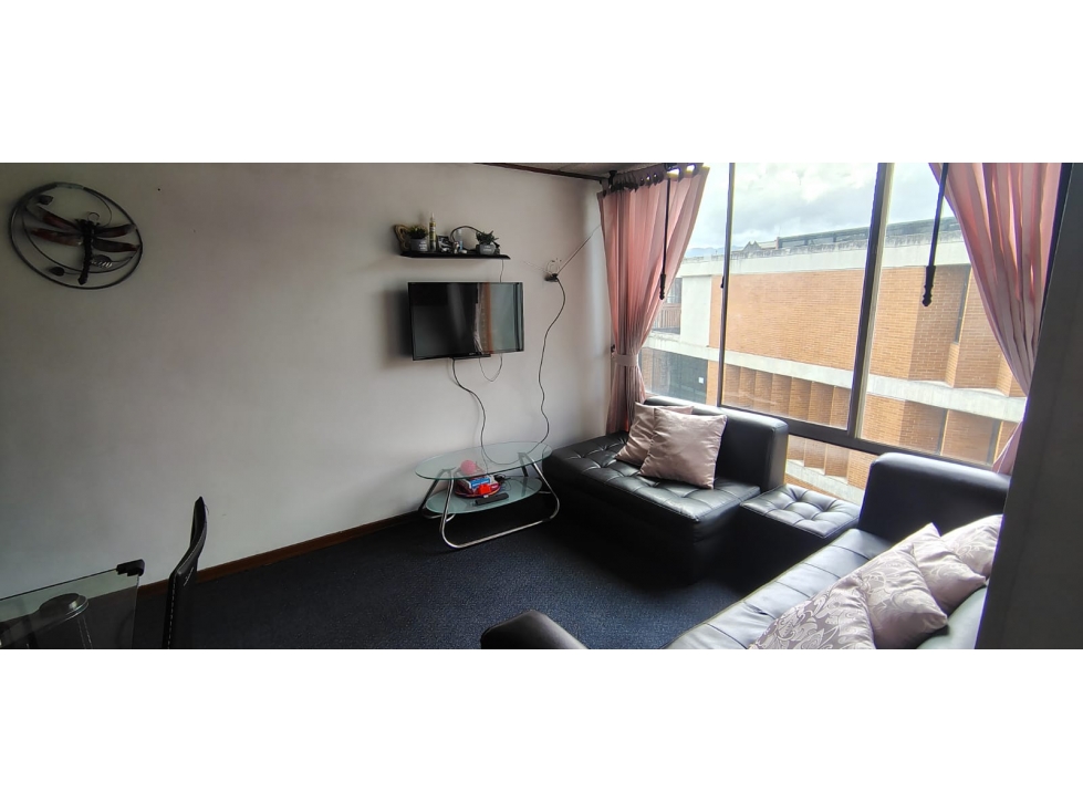 Apartamento en venta en Castilla, Bogotá · foto 3 de 19