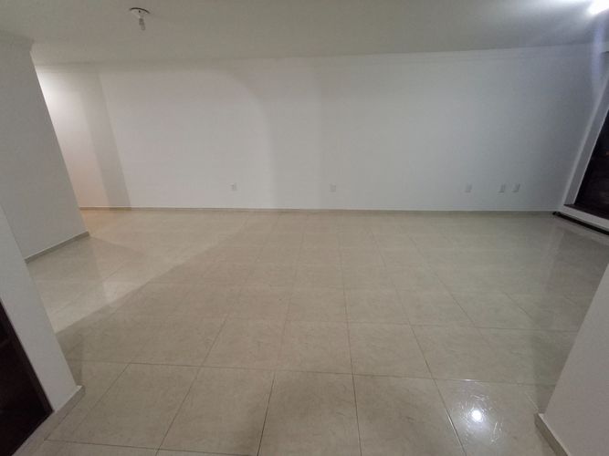 Apartamento de 3 alcobas en venta en Cabecera Del Llano, Bucaramanga, 133 m² · foto 11 de 24
