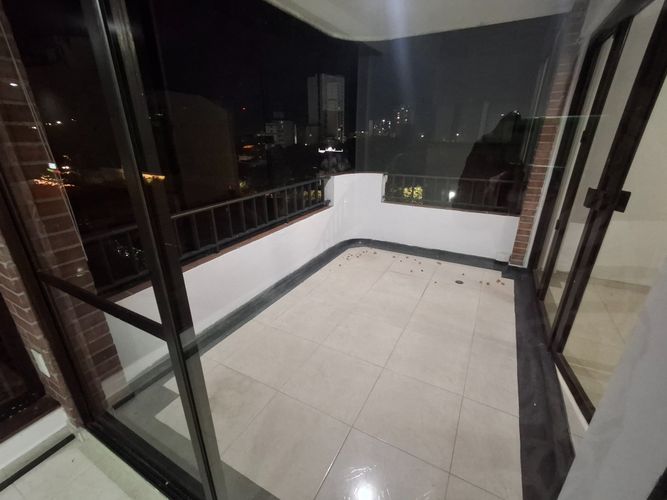 Apartamento de 3 alcobas en venta en Cabecera Del Llano, Bucaramanga, 133 m² · foto 10 de 24