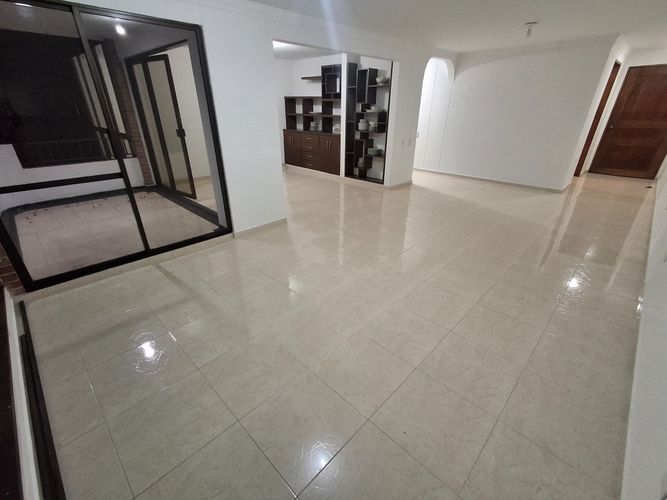 Apartamento de 3 alcobas en venta en Cabecera Del Llano, Bucaramanga, 133 m² · foto 8 de 24