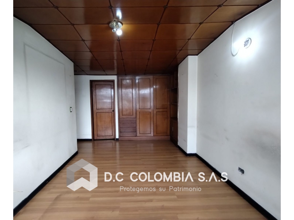 Casa en venta en Normandia, Bogotá · foto 5 de 8