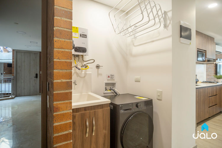 Apartamento de 1 alcoba en arriendo en Laureles, Medellín, 49 m² · foto 9 de 17