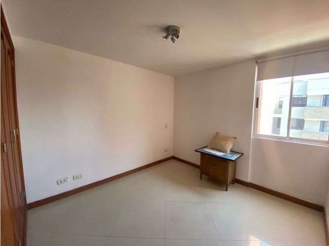 Apartamento de 3 alcobas en arriendo en Las Acacias, Medellín, 100 m² · foto 4 de 15