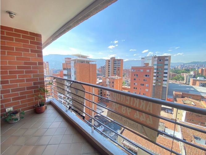 Apartamento de 3 alcobas en arriendo en Las Acacias, Medellín, 100 m² · foto 10 de 15