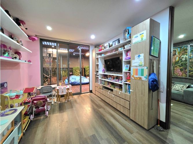 Apartamento de 4 alcobas en venta en Chico, Bogotá, 320 m² · foto 15 de 24