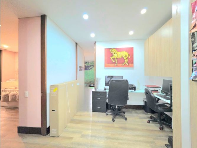 Apartamento de 4 alcobas en venta en Chico, Bogotá, 320 m² · foto 17 de 24