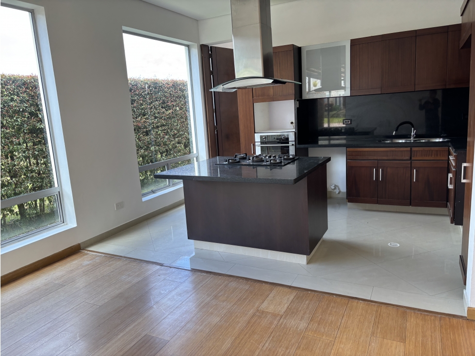 Casa en arriendo en Vda Chuntame, Cajicá · foto 3 de 19
