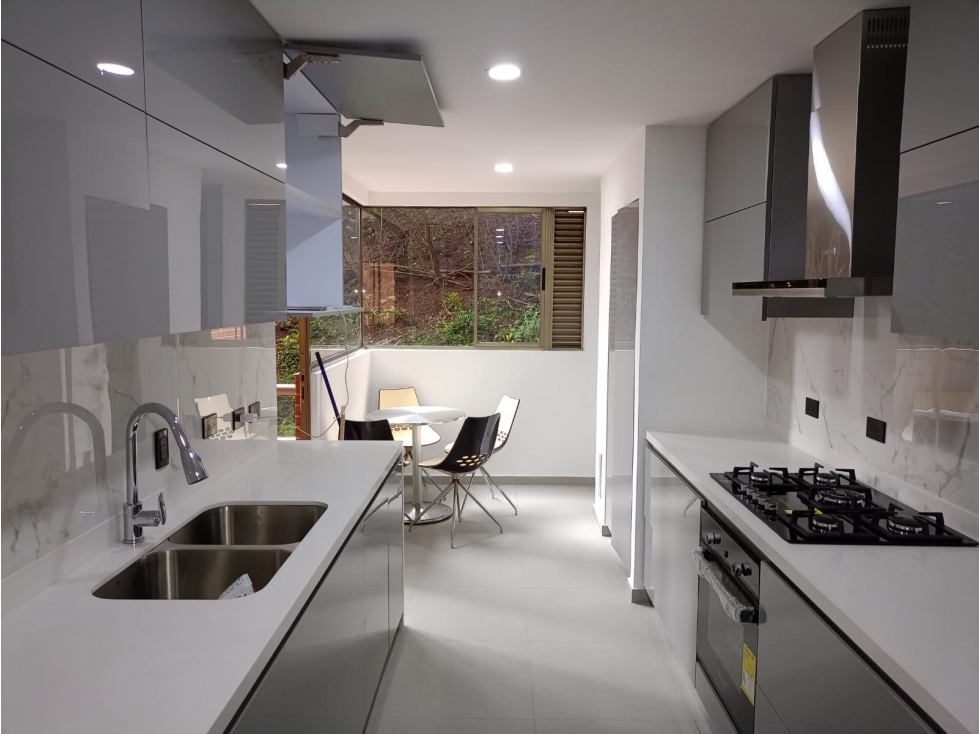 Apartamento en venta en Bella Suiza, Bogotá · foto 10 de 24