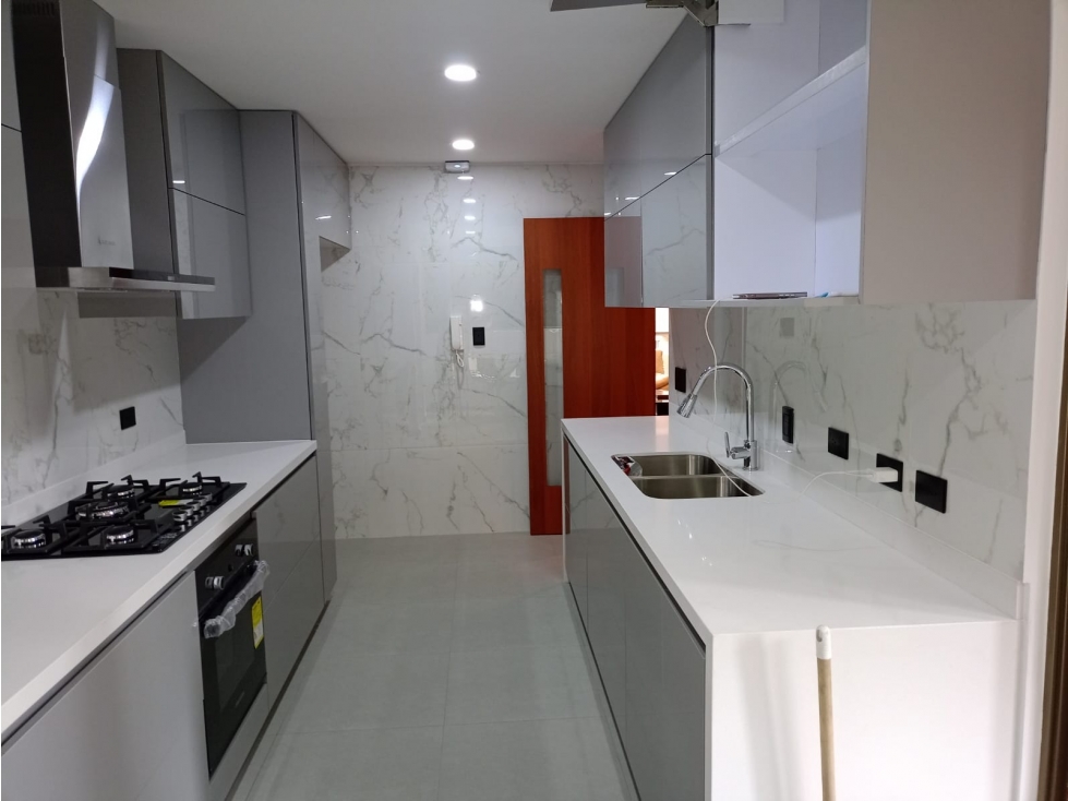 Apartamento en venta en Bella Suiza, Bogotá · foto 11 de 24