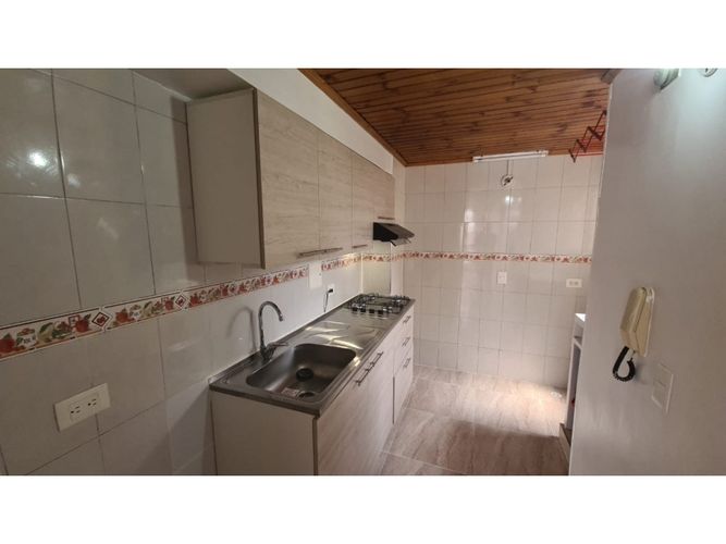 Apartamento de 3 alcobas en venta en Parques De Salamanca, Bogotá, 57 m² · foto 6 de 23