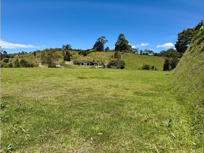 Lote en venta en La Convencion, Rionegro, 3300 m² · foto 3 de 14