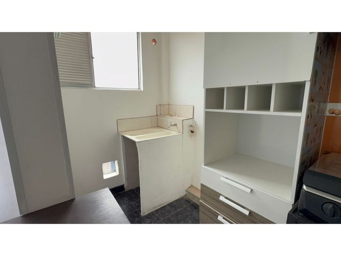 Apartamento de 3 alcobas en venta en Zona Franca, Bogotá, 42 m² · foto 6 de 17