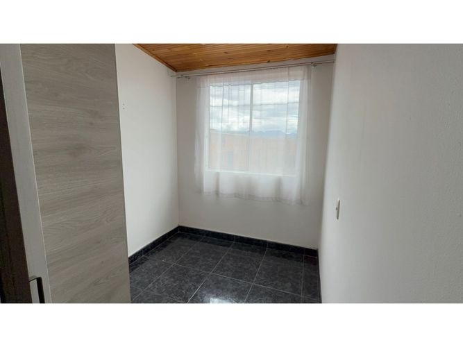 Apartamento de 3 alcobas en venta en Zona Franca, Bogotá, 42 m² · foto 11 de 17