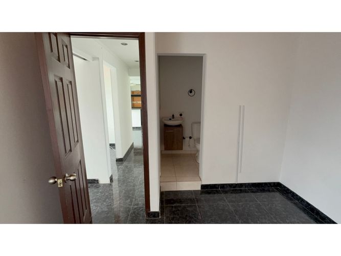 Apartamento de 3 alcobas en venta en Zona Franca, Bogotá, 42 m² · foto 14 de 17