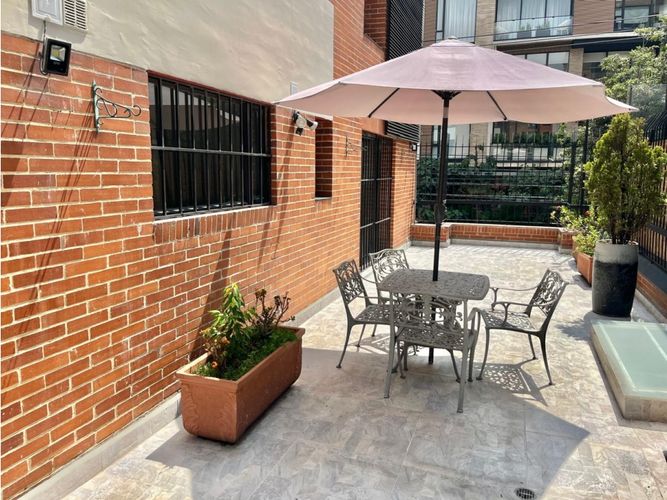 Apartamento de 3 alcobas en venta en San Patricio, Bogotá, 193 m² · foto 8 de 24