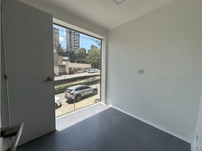 Bodega en venta en Manila, Medellín, 297 m² · foto 9 de 11