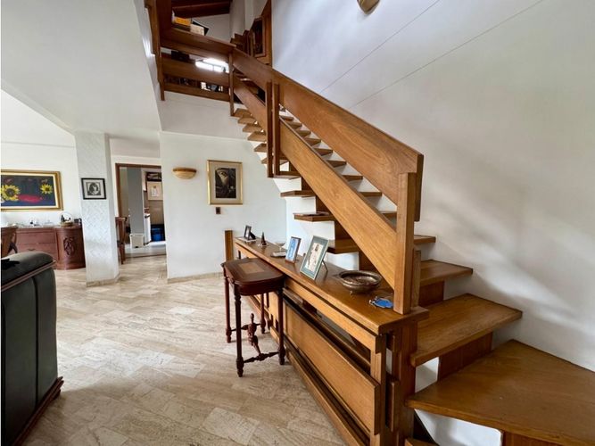 Apartamento de 3 alcobas en venta en La Frontera, Medellín, 175 m² · foto 4 de 18