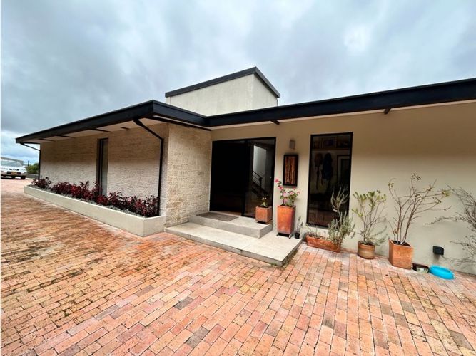 Casa de 4 alcobas en venta en Camino Al Meta, La Calera, 420 m² · foto 8 de 24