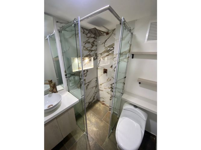 Apartamento de 2 alcobas en venta en Calasanz Parte Alta, Medellín, 46 m² · foto 10 de 22