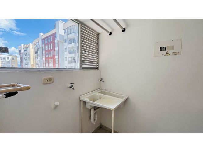 Apartaestudio en venta en Cr. Brisas Del Bosque, Armenia, 25 m² · foto 5 de 12