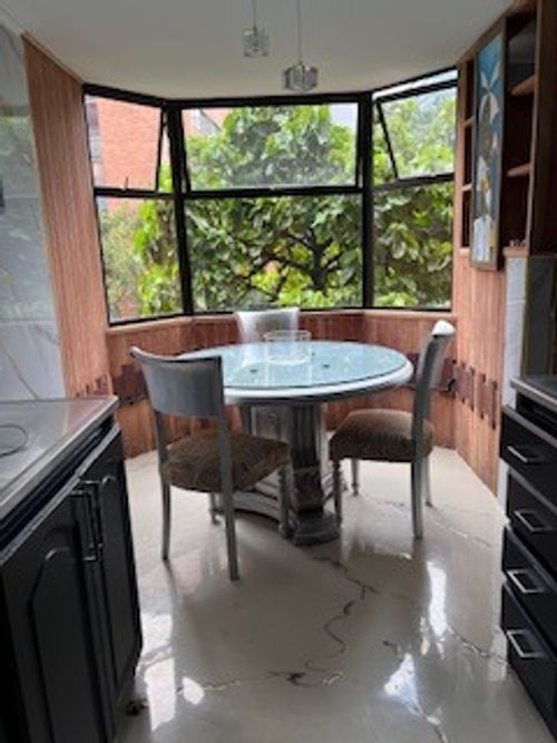 Apartamento de 5 alcobas en venta en La Aguacatala, Medellín, 155 m² · foto 7 de 21