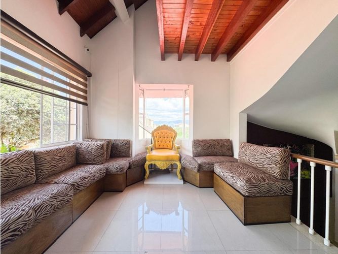 Casa de 4 alcobas en venta en Anillo Vial, Bucaramanga, 147 m² · foto 6 de 24